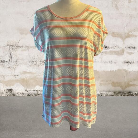 Viamor NWOT Women's Aztec Design Shirt - Size Medium - Picture 1 of 5